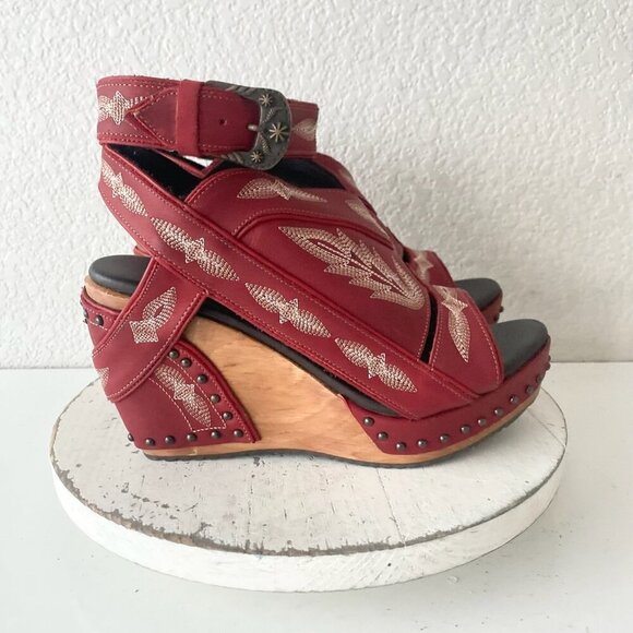 Lane Boots LEXINGTON Womens Red Wedges 10 Western Sandals Cowgirl Wooden Heels - Picture 2 of 10